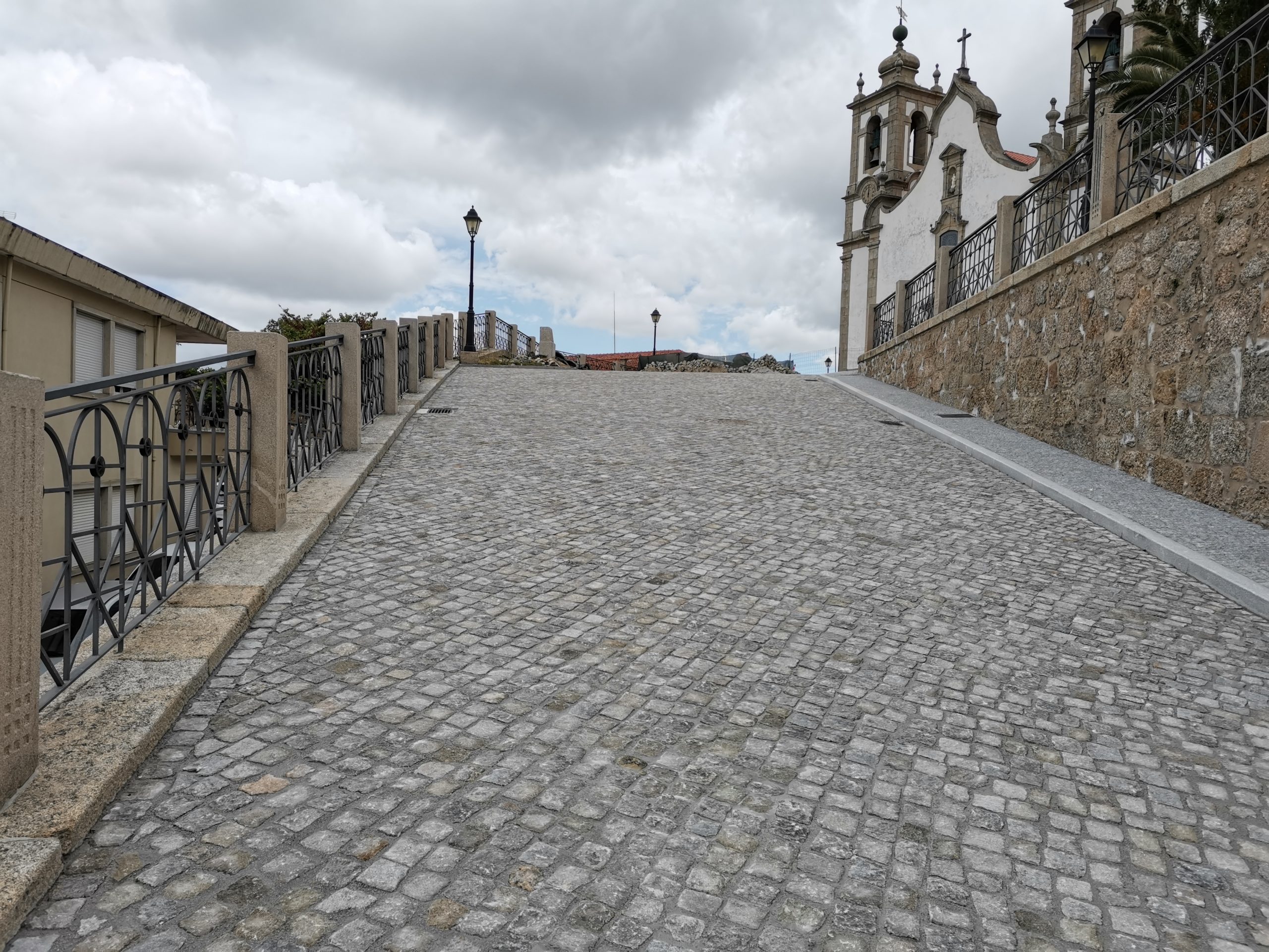 Reparação e Reconstrução do Muro Envolvente à Igreja Matriz – 2ª Fase