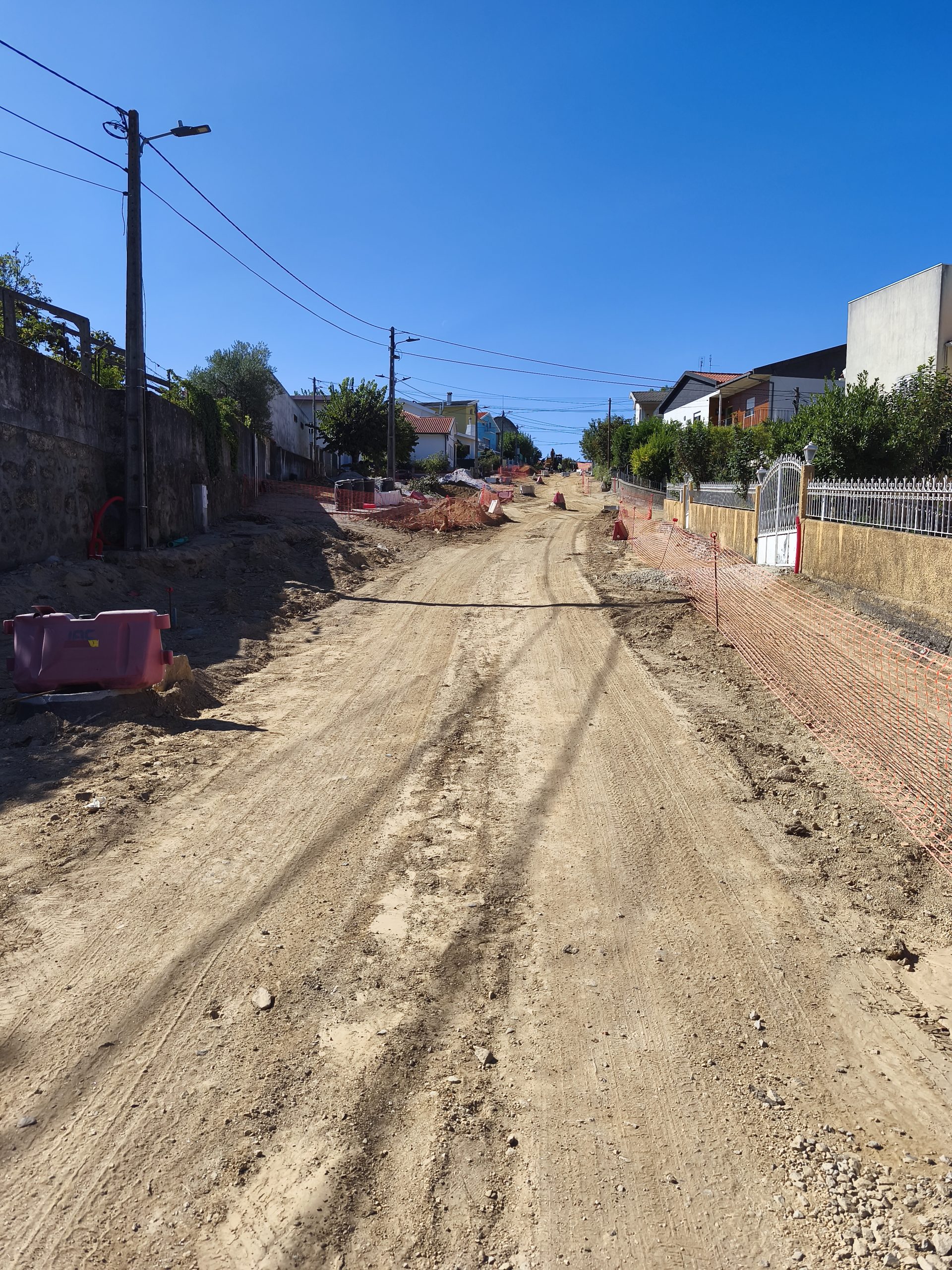 Requalificação da Av. 1º de Maio, em São Romão