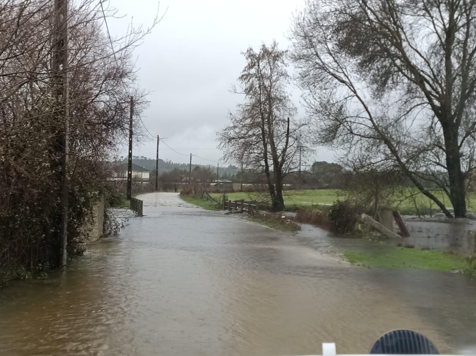 Subida do nível das linhas de água condiciona circulação rodoviária em Arrifana, na ponte de Vide e em Sandomil